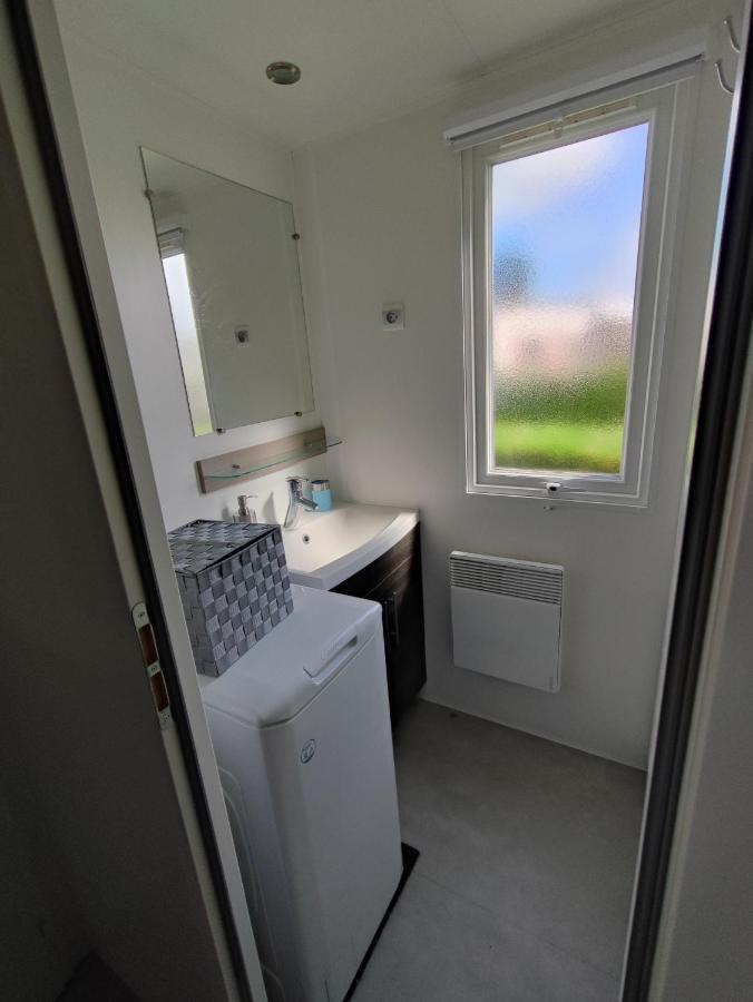 Mobilhome 741 Les Charmettes,3Ch,2Sdb,Lave Linge,Lave Vaisselle,Clim,2Wc Les Mathes Luaran gambar